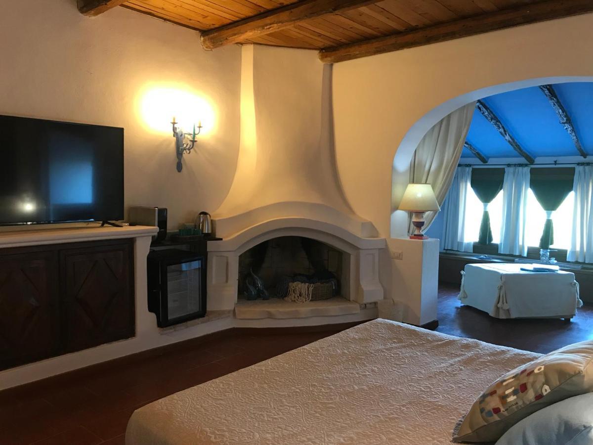 Palmasera Charming Suites Cala Gonone Exterior foto