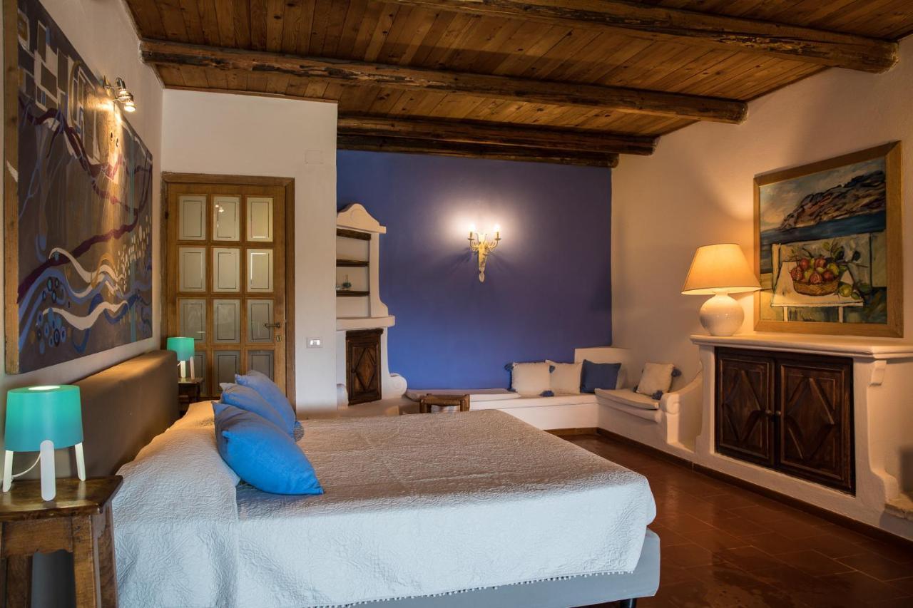 Palmasera Charming Suites Cala Gonone Exterior foto